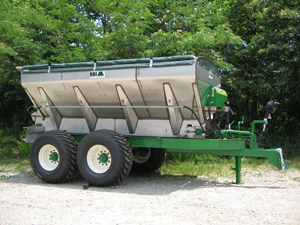 MagnaSpread 14ft or 16ft Tandem Axle Fertilizer Lime Spreader
